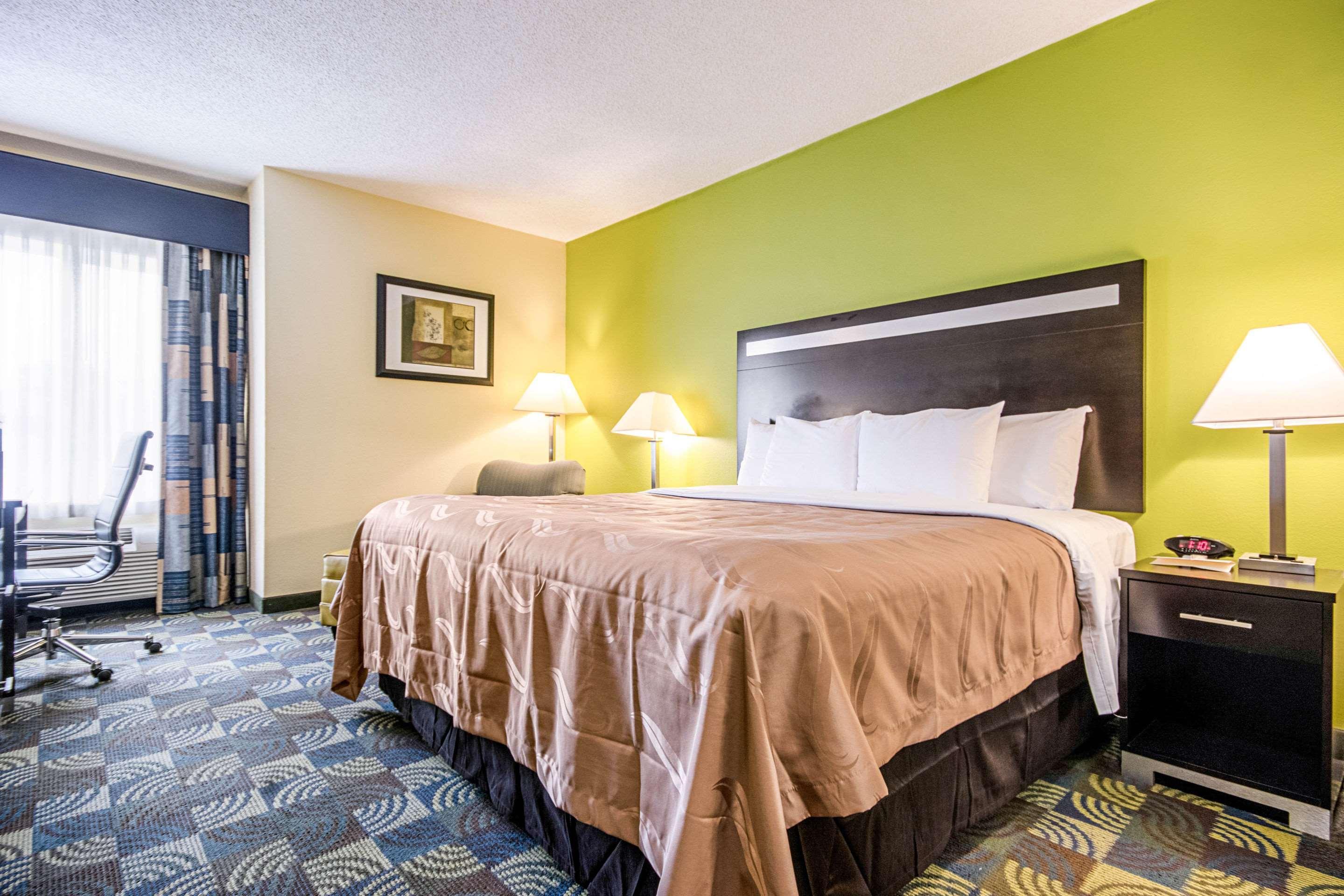 Quality Inn & Suites Glenmont - Albany South Bagian luar foto