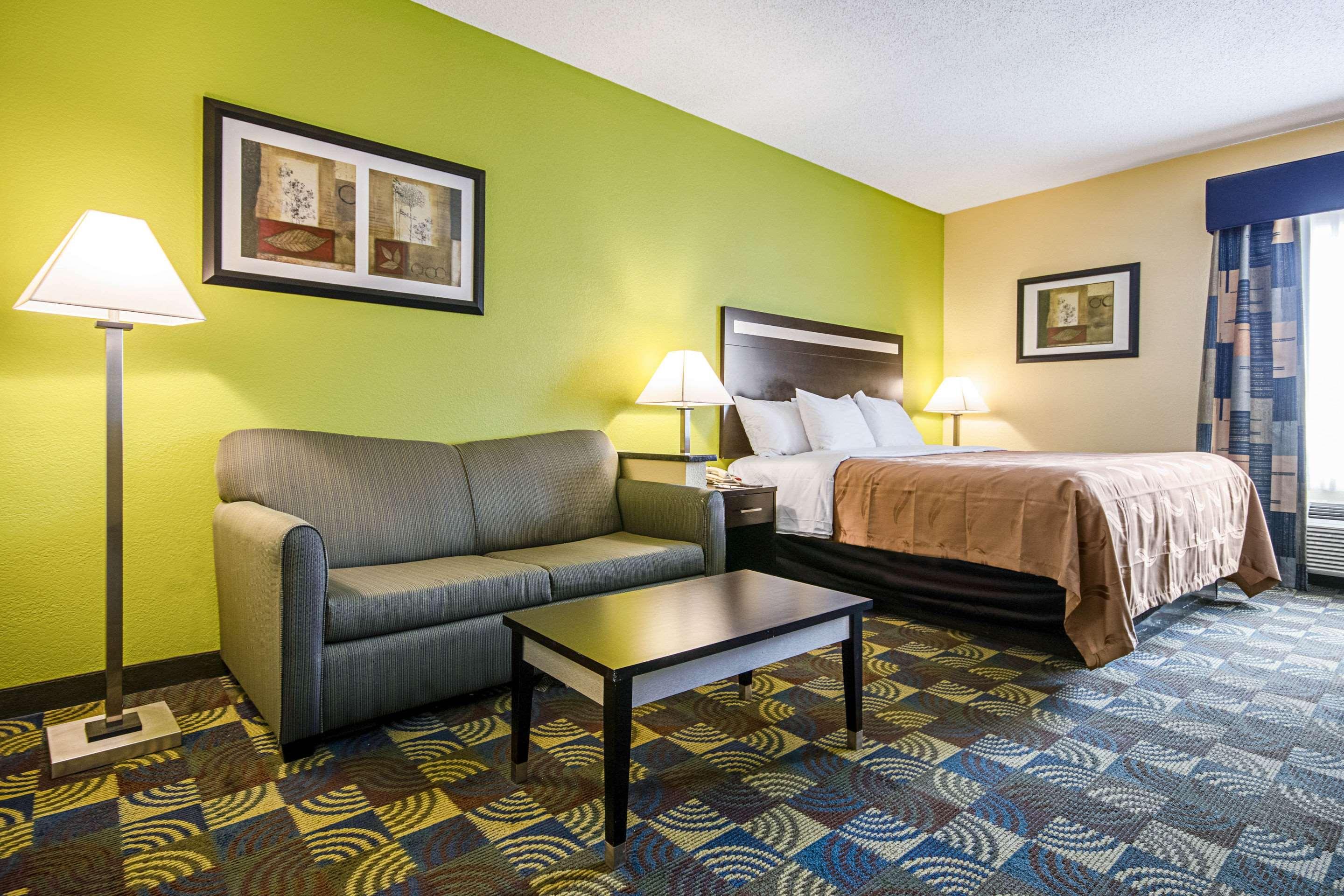 Quality Inn & Suites Glenmont - Albany South Bagian luar foto